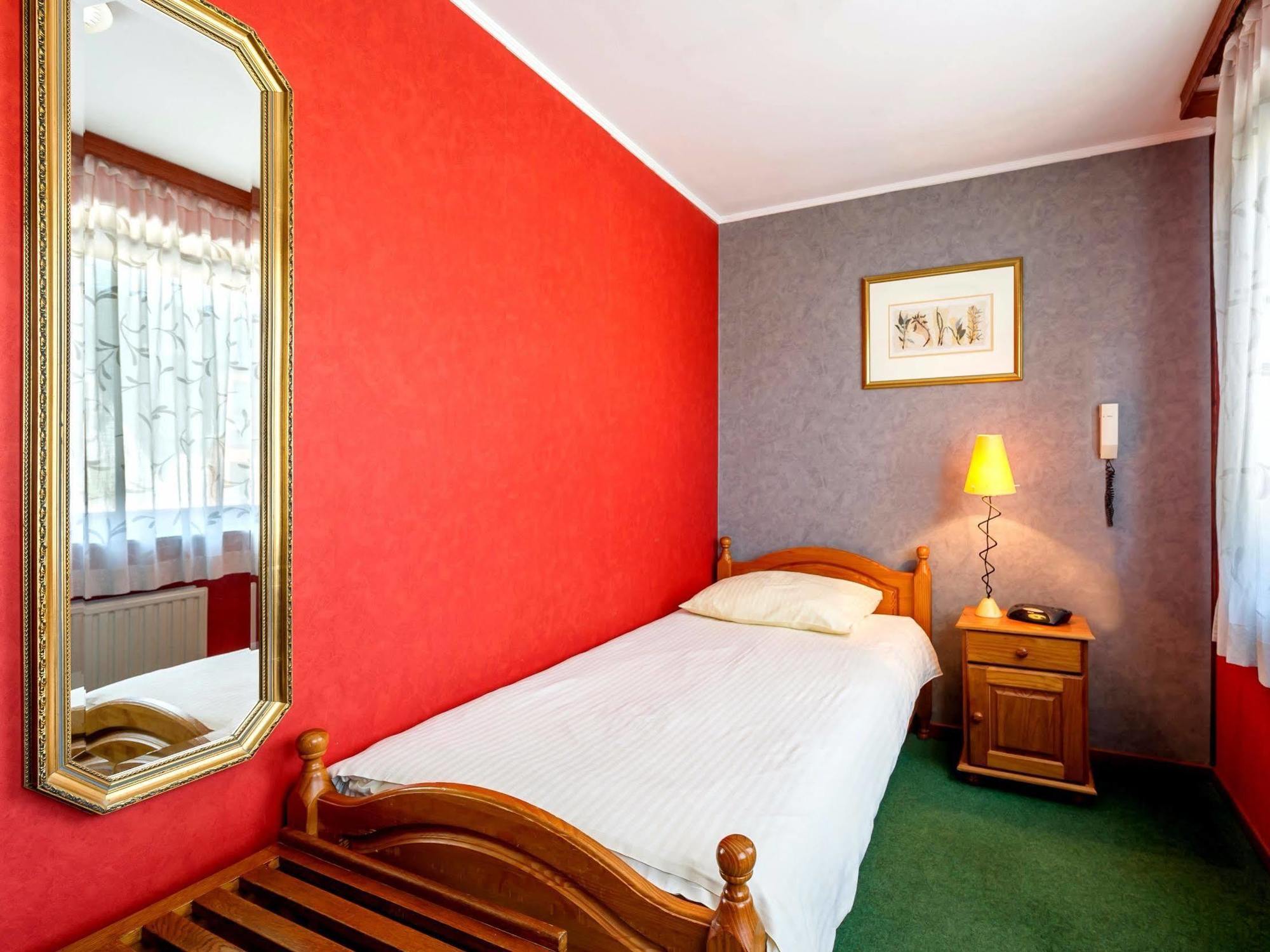 Hostellerie Val Fleuri Mersch Zewnętrze zdjęcie